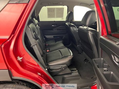 Used 2023 Nissan Pathfinder SL AWD/4WD image 35