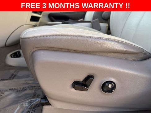 Used 2017 Chrysler Pacifica Touring-L w/ 13 Speaker Alpine Sound Group image 13