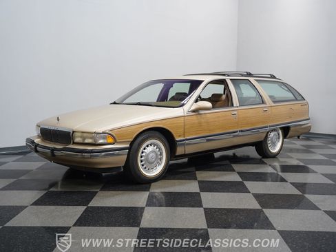 Used 1996 Buick Roadmaster Estate RWD image 6