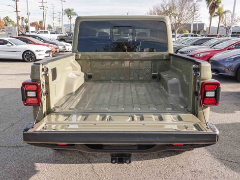 New 2026 Jeep Gladiator Rubicon image 25