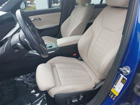 Used 2023 BMW M340i xDrive w/ Premium Package image 16