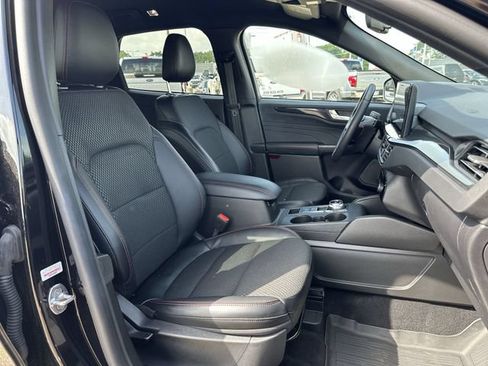 Used 2024 Ford Escape ST-Line w/ Tech Pack #1 AWD/4WD image 30