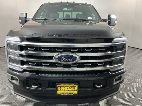 Used 2023 Ford F350 Platinum w/ FX4 Off-Road Package AWD/4WD image 2