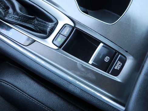 Used 2020 Honda Accord Sport image 18