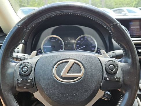 Used 2016 Lexus IS 300 AWD image 12