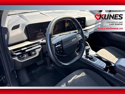 Used 2026 Kia Sportage LX FWD image 14