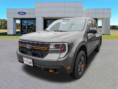New 2025 Ford Maverick Tremor AWD/4WD image 8
