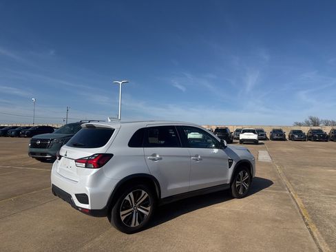 Used 2024 Mitsubishi Outlander Sport ES image 20