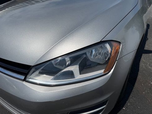 Used 2015 Volkswagen Golf S FWD image 2