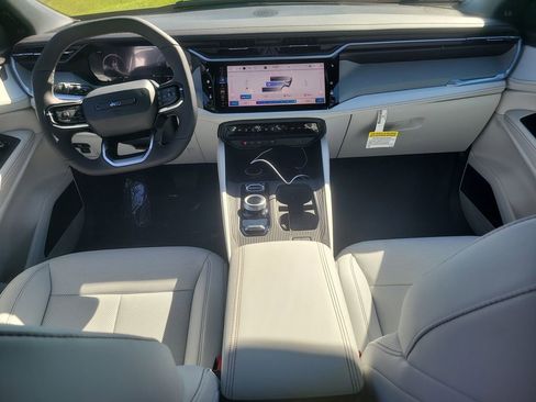 New 2026 Jeep Cherokee Limited AWD/4WD image 13