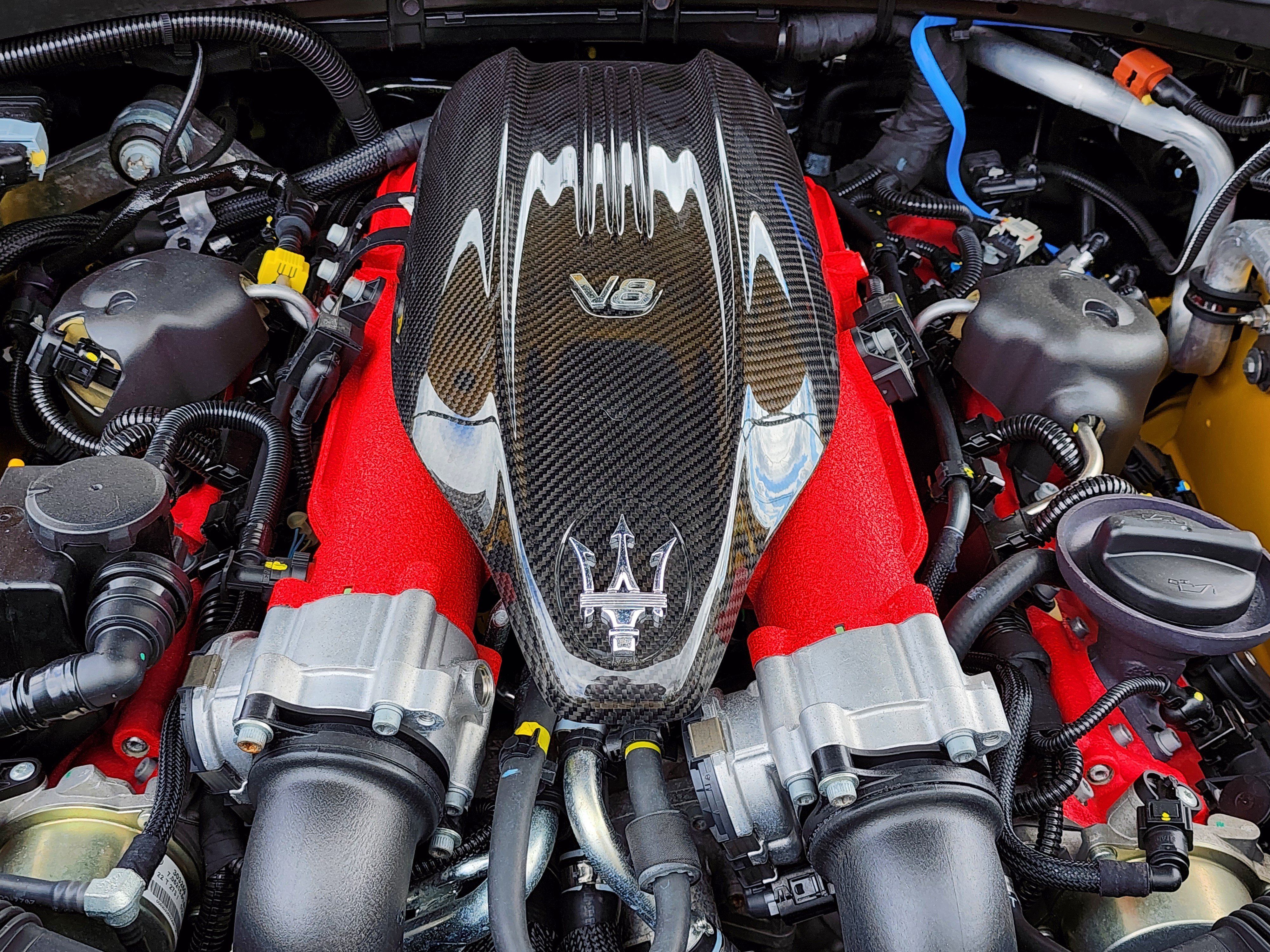 Used 2023 Maserati Ghibli Trofeo RWD image 23
