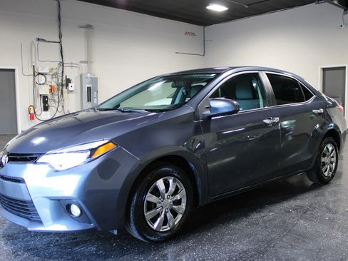 Used 2015 Toyota Corolla L FWD image 6