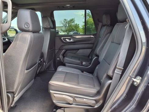 Used 2022 Chevrolet Tahoe RST w/ Sport Performance Package image 13