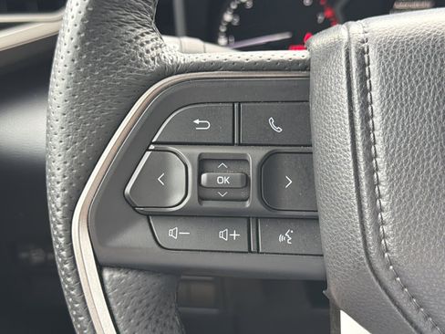 Used 2025 Toyota Tundra SR5 w/ TRD Off-Road Package AWD/4WD image 19