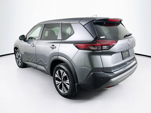 Used 2023 Nissan Rogue SV image 5