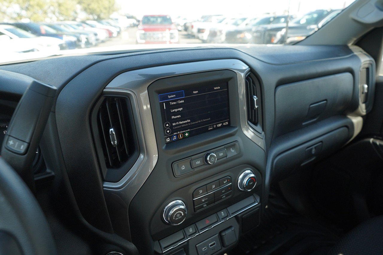 New 2026 GMC Sierra 2500 Pro AWD/4WD image 12