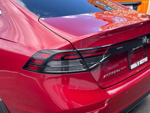 Used 2023 Honda Accord EX-L image 9