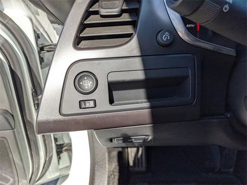 Used 2019 Chevrolet Corvette Stingray Coupe image 25