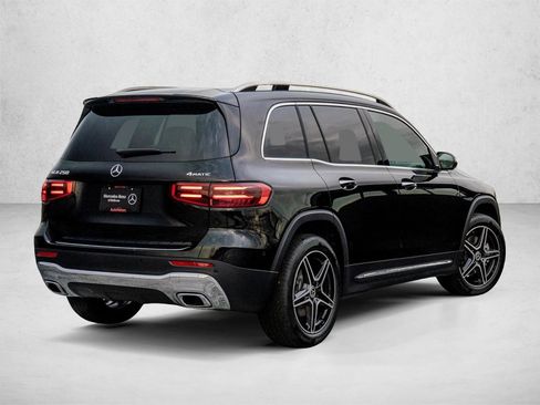 New 2026 Mercedes-Benz GLB 250 4MATIC image 2