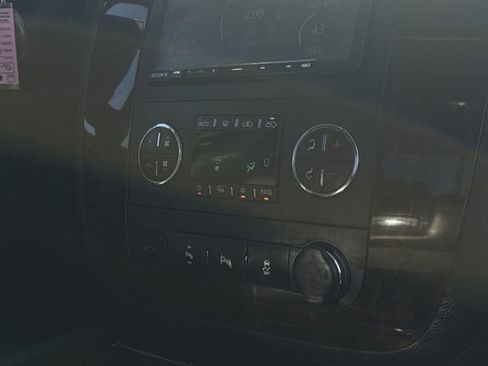 Used 2012 GMC Sierra 1500 Denali AWD/4WD image 33