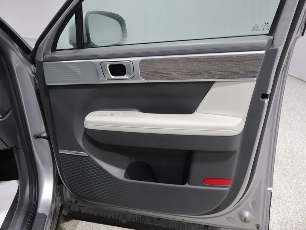 Used 2024 Hyundai Santa Fe Limited AWD/4WD image 25
