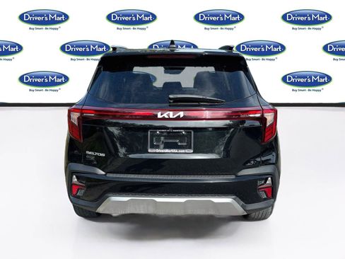 Used 2024 Kia Seltos EX FWD image 6