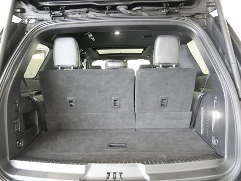 Used 2020 Ford Expedition Limited w/ Equipment Group 302A AWD/4WD image 31