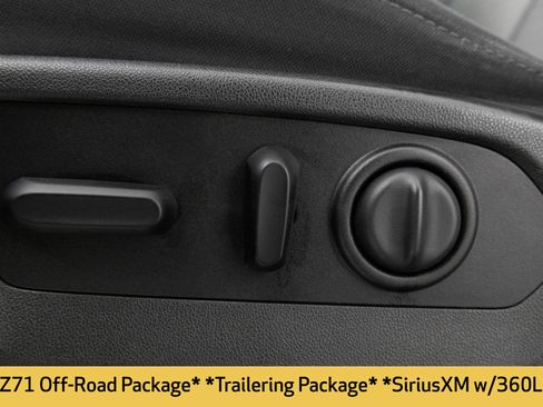 Used 2020 Chevrolet Silverado 1500 RST AWD/4WD image 9