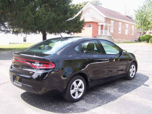 Used 2015 Dodge Dart SXT image 4