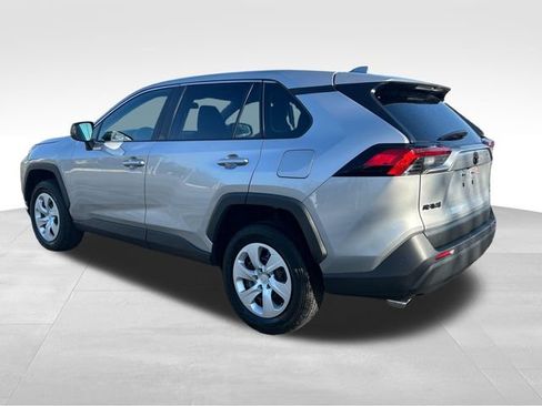 Certified 2024 Toyota RAV4 LE AWD/4WD image 4