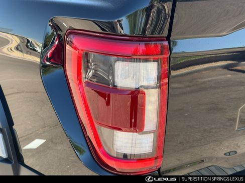 Used 2022 Ford F150 Raptor w/ Convenience Package image 12