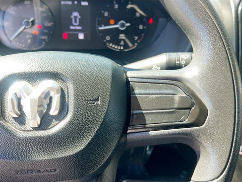 Used 2023 RAM ProMaster 2500 image 19