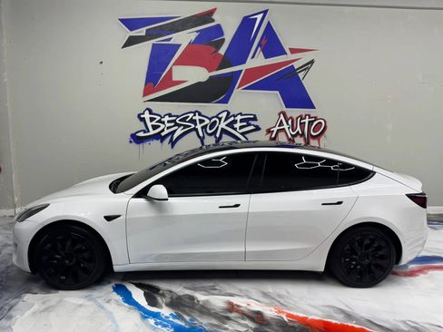 Used 2021 Tesla Model 3 Standard Range Plus RWD image 9