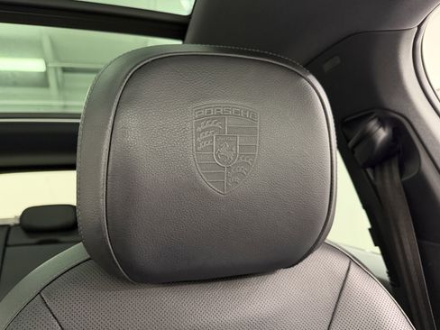 Certified 2024 Porsche Cayenne w/ Premium Package Plus (PFM) image 34