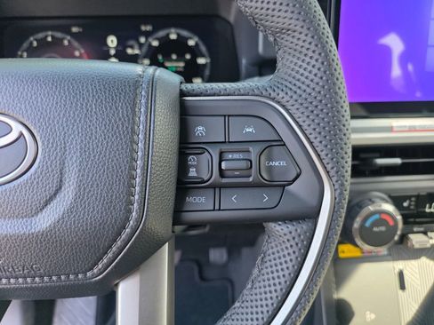 New 2026 Toyota Tacoma TRD Off-Road AWD/4WD image 30