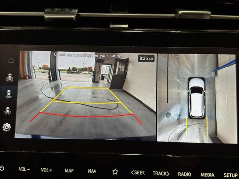 Used 2024 Hyundai Tucson Limited image 30