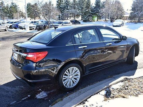Used 2012 Chrysler 200 Limited image 6