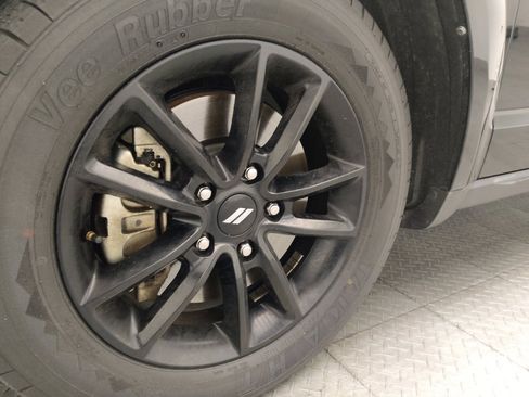 Used 2020 Dodge Journey SE w/ SE Popular Equipment Group FWD image 31