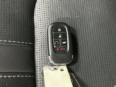 Used 2023 Honda Pilot Elite image 33