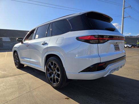 New 2026 Lexus TX 500h AWD image 4