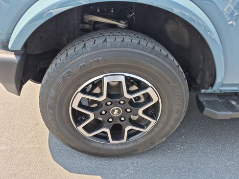 Used 2021 Ford Bronco Outer Banks AWD/4WD image 11