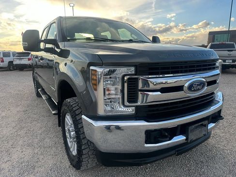 Used 2019 Ford F250 XL w/ STX Appearance Package image 2