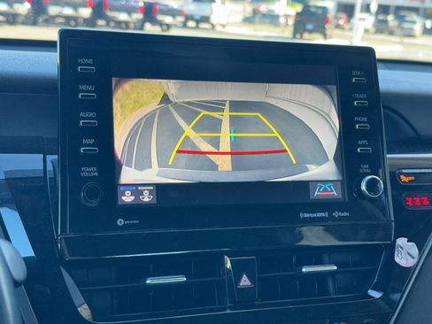 Used 2023 Toyota Camry XSE image 17
