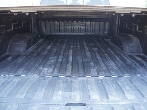 Used 2025 GMC Sierra 3500 Denali Ultimate AWD/4WD image 24