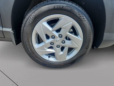 Used 2025 Hyundai Kona SE AWD/4WD image 8