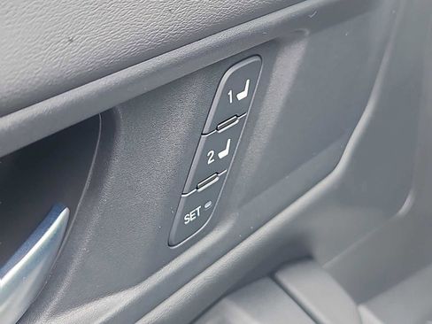 Certified 2025 Honda Accord EX-L image 17