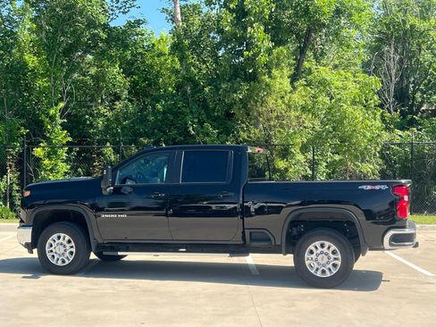 Used 2025 Chevrolet Silverado 3500 LT w/ Safety Package AWD/4WD image 6
