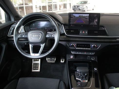 Used 2023 Audi SQ5 Premium Plus w/ Premium Plus Package AWD/4WD image 16
