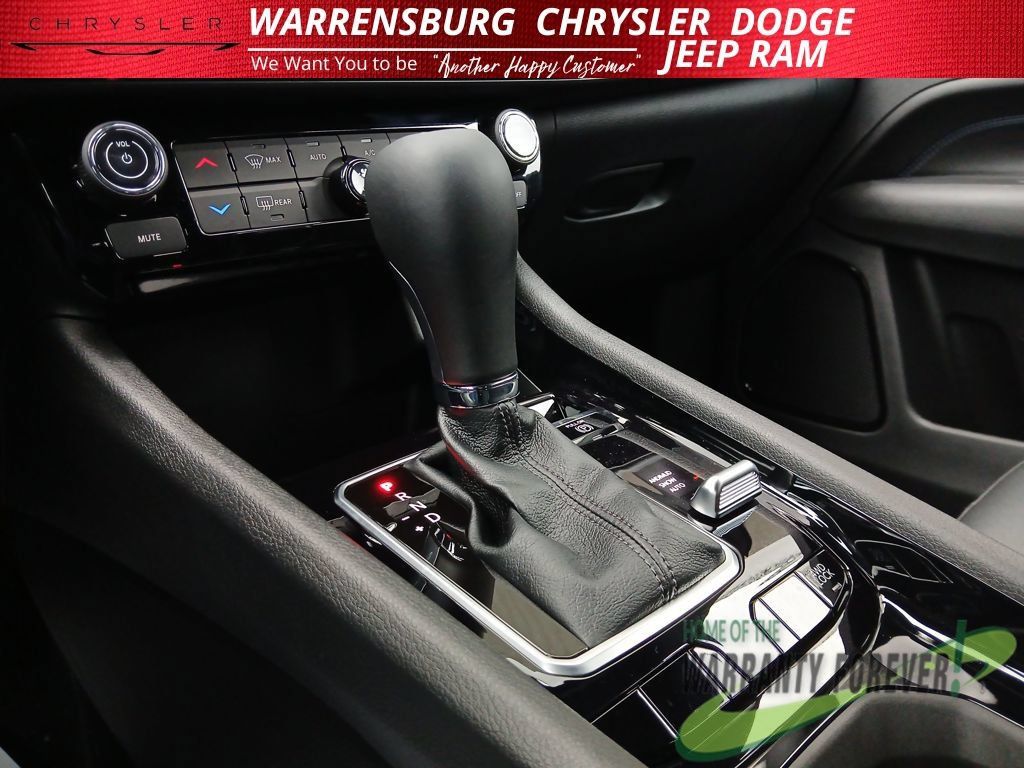 New 2026 Jeep Compass Latitude AWD/4WD image 23