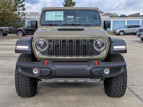 New 2026 Jeep Gladiator Mojave AWD/4WD image 9